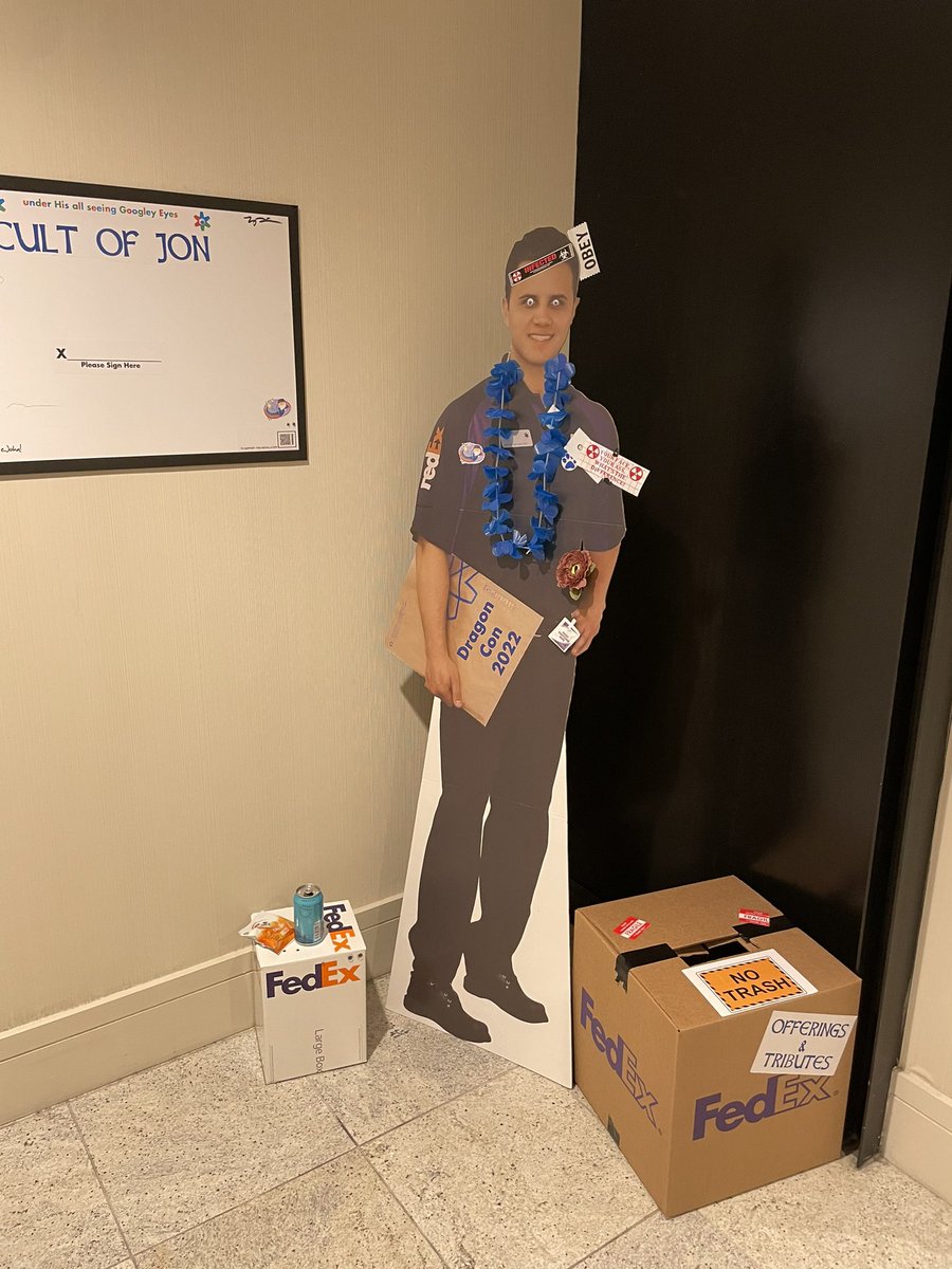 pup_games's tweet image. So it begins.
#DragonCon #Dragoncon2022 #cultofjon #cultofjonfedex