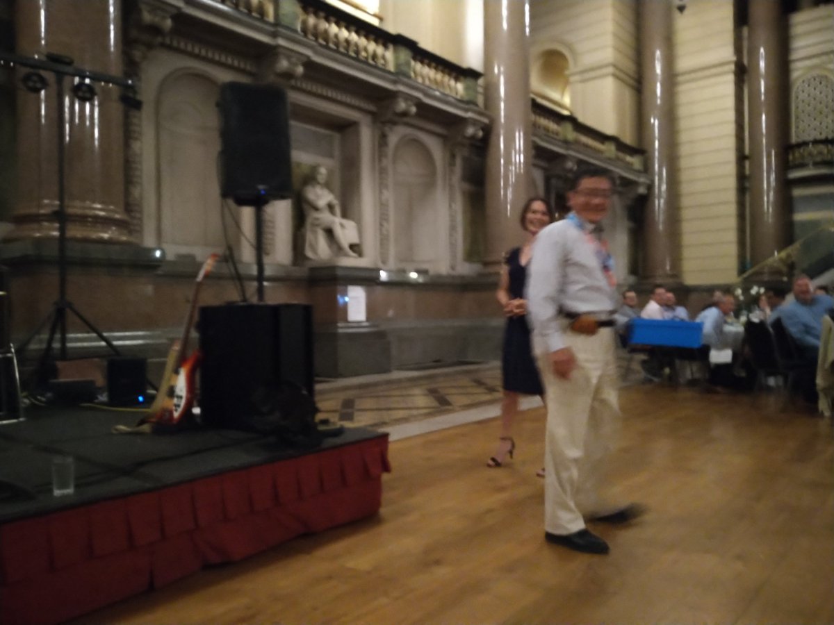 KUFEL54202476's tweet photo. Iwashita-san won the LEGO-LHC in the banquet of #LINAC2022 . https://t.co/MadtH8BLfr