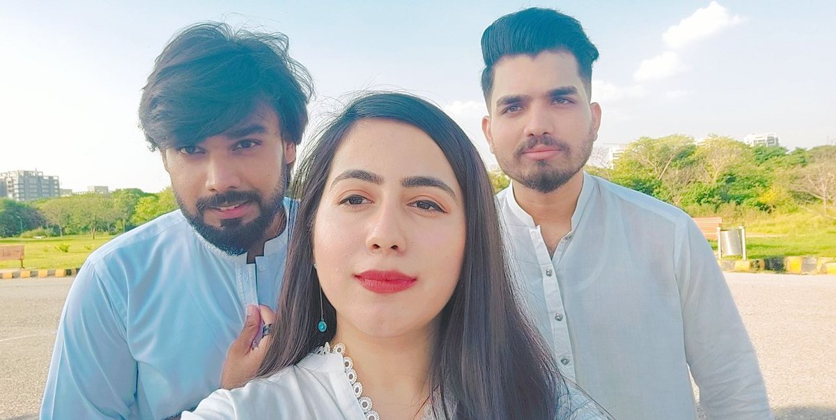 Coming very soon
Dedicated song for 6 Sep Pakistan Defence day.. Video Shoot Done. 

@rubabhussynofficial 
.
@sanobarmalik 
.
@mujtabahaiderofficial 
.
@hanooqashrafofficial 

#defenceday #defencedaypakistan #hanooqashrafofficial #hanooqashraf #hanooqsinger #6september