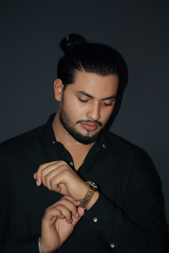 ayyaz_gohar's tweet image. #kaisy Yad Rahun Ga Me Tumeh #Mery To Hamnaam Bi Bohat Kam Hain