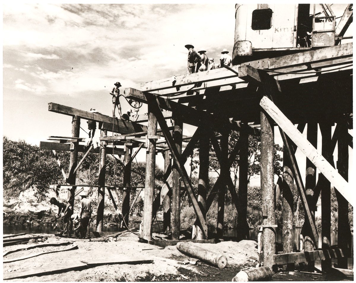 SeabeeMuseum's tweet photo. #OTD in Seabee History - 1/9/42: Officers and men of the 6th NCB landed on Guadalcanal. First Seabees to land on any enemy held island in WWII and the first to engage the enemy in combat.
#1September1942 #6thNCB #Guadalcanal #history #wwii #HendersonField #combat https://t.co/7w6OWOubfN