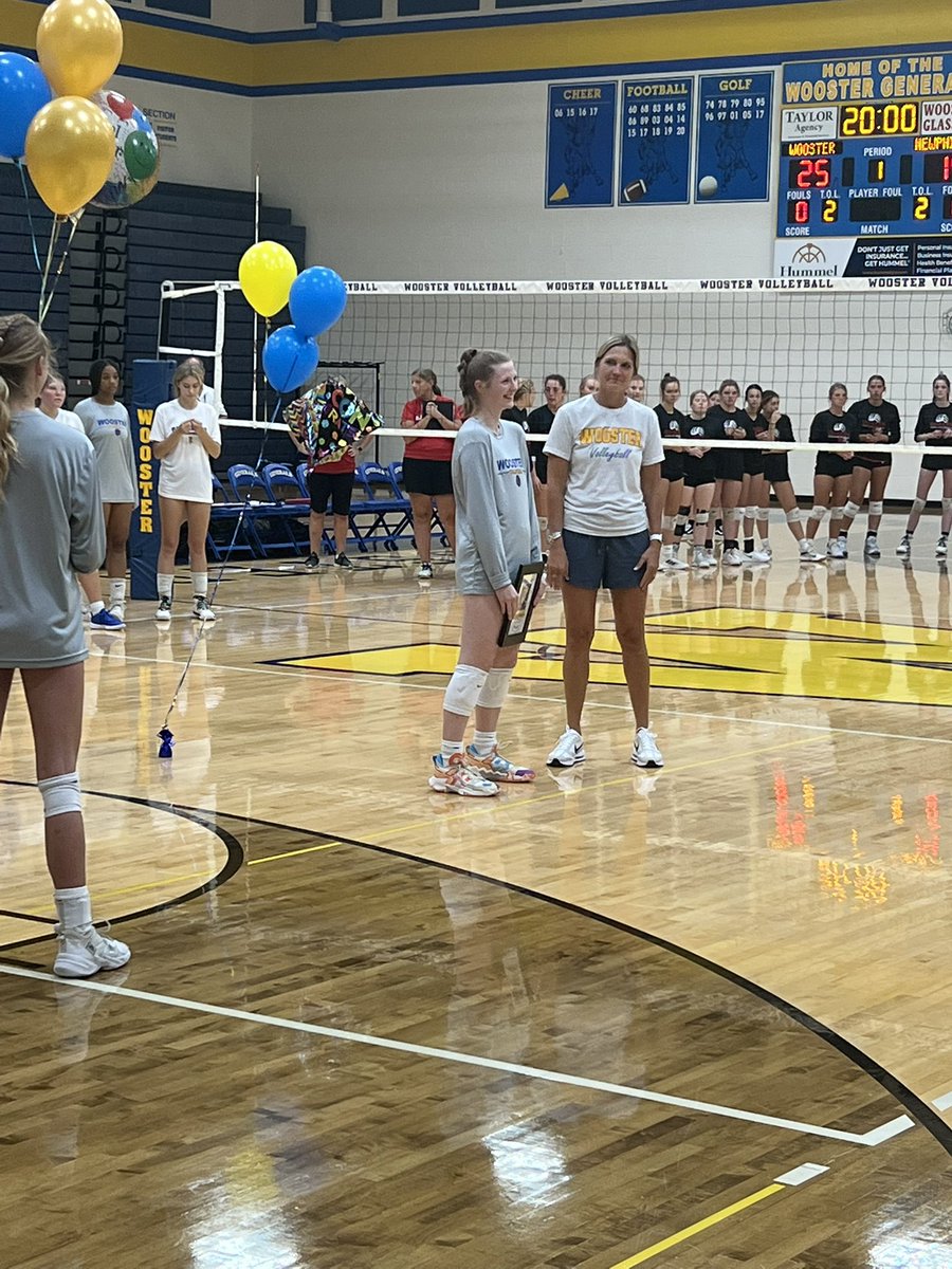 Congratulations to volleyball senior Marin Dixon on recording her 2,000th career assist. A tremendous achievement! #GoWoo
