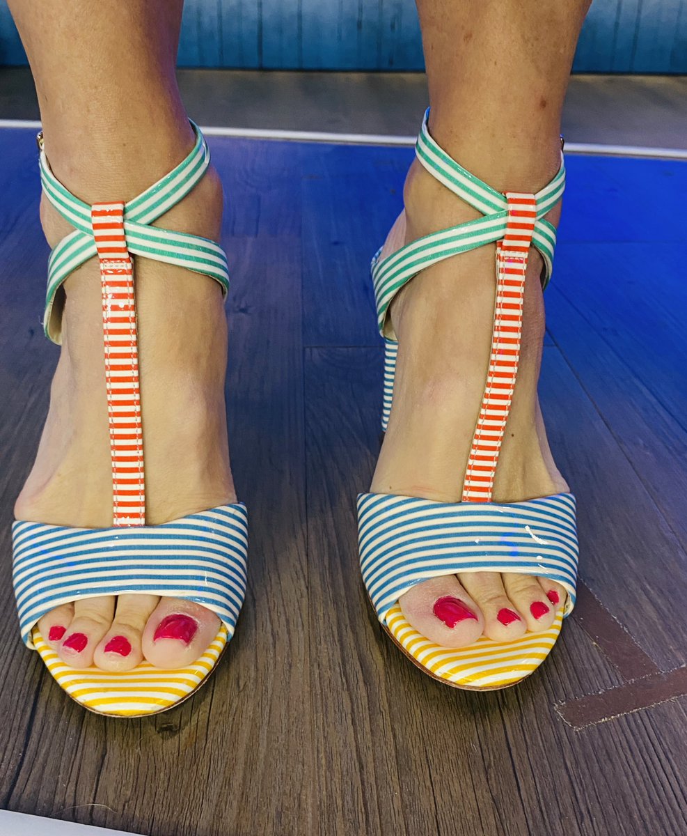 ShereeWLWT's tweet photo. Now these are fun!
#shoeshow https://t.co/JKQ0EMyoGr