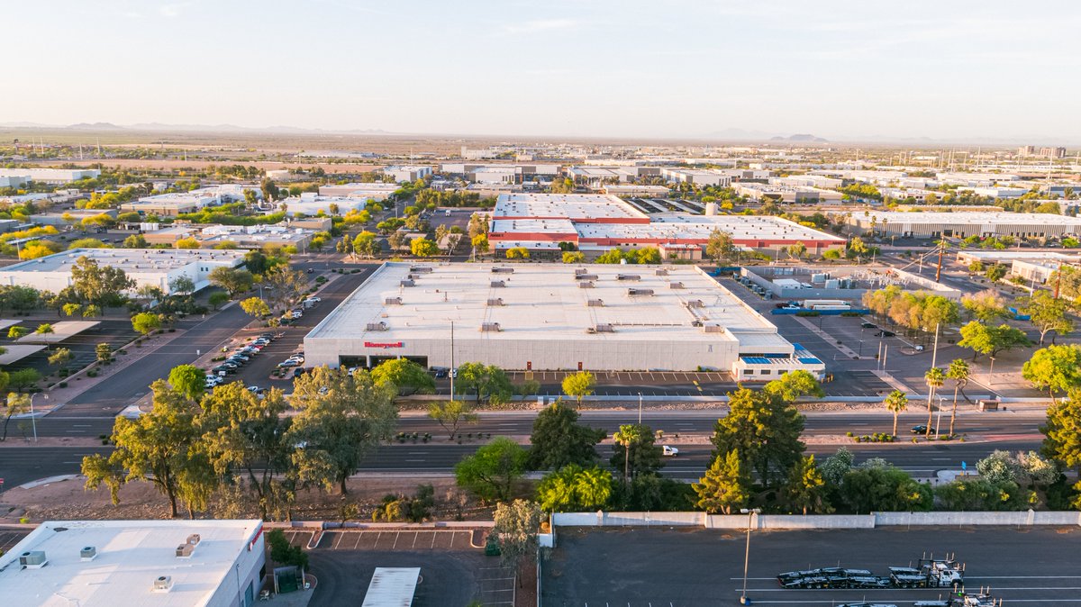 PRI_LLC's tweet photo. A beautiful sunrise view of our AMPlify Chandler campus. ☀️⚡️ https://t.co/SB6Wmrikp7