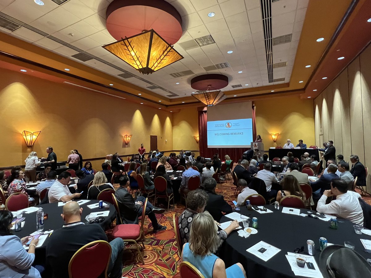 ElMirageArizona's tweet photo. 🎊Hola! Ari-Son Council Meetings strengthen strategic cross-border economic development ↔️ Arizona &amp; Sonora. 💼🧳🛣🏗📈Mayor Hermosillo served as panelist and emcee today. Engaging discussion among stakeholders!  @MAGregion @AzCities #LACT22 #AriSon2022
https://t.co/ujl1QOWAqD https://t.co/zsWQLgOcoh