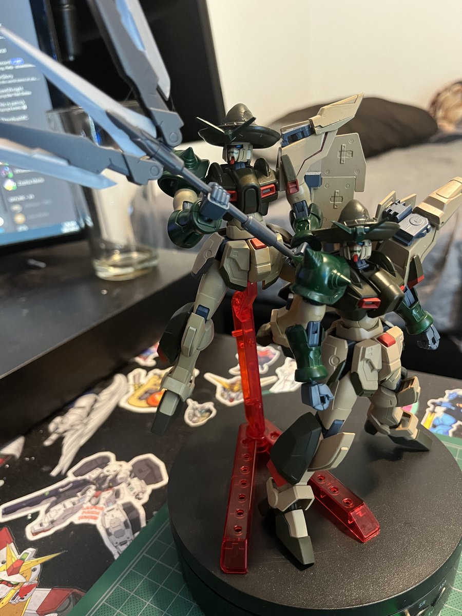 JoerInferno's tweet photo. Doing a costream with @Josecu3rv0 Working on his kitbash &amp; G Arcane! 8pm EST! TEQUILA GUNDAM to be given away tonight! https://t.co/UWjeAoWA9K 

#tequilagundam #ggundam #customkitbash #gundam  #mecha #mech #mobilefighterggundam #mobilefighter #gundam #chicorodriguez #neomexico https://t.co/F5nXhUMJDH