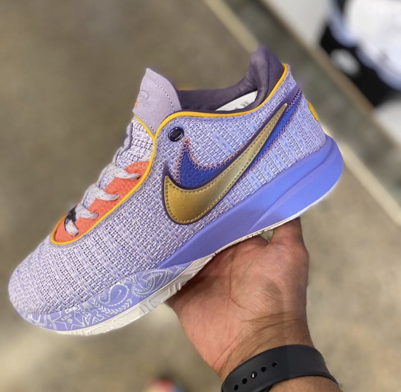 New lebron deals colorways