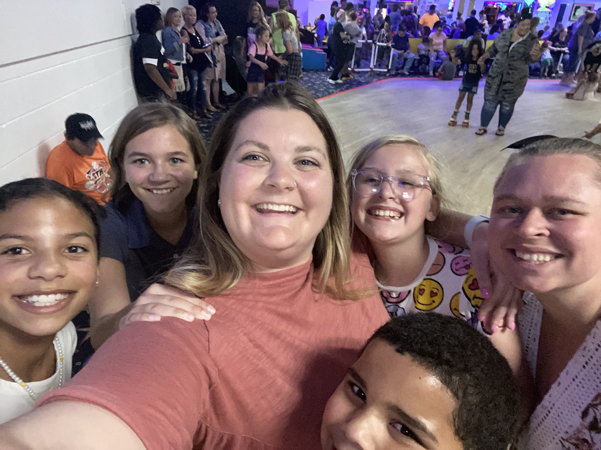 Allison Drake tweet media