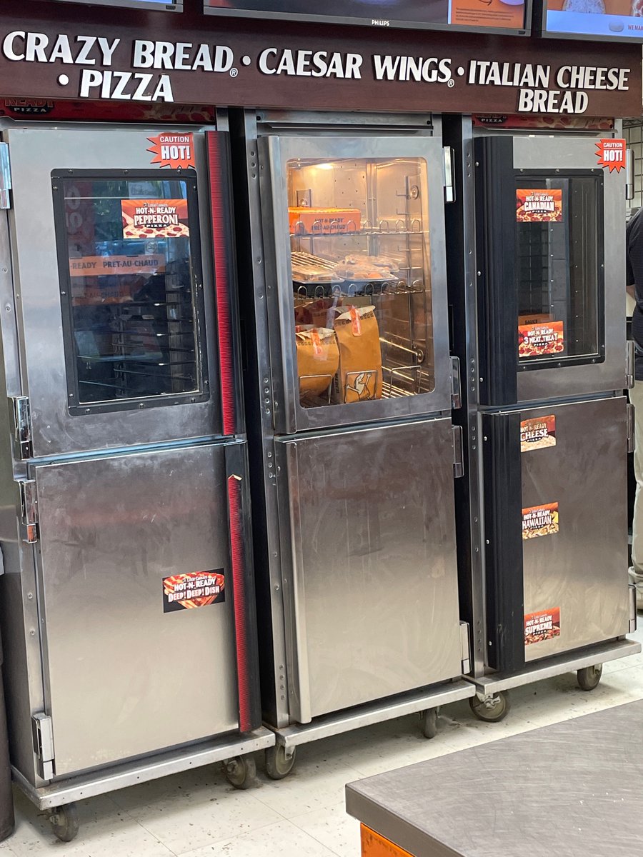 Come on <a href="/littlecaesars/">Little Caesars Pizza</a> when you say #HotNReady yet your shelves are bare and I have to wait 10-15 minutes?? And the store is empty?? Three pizzas currently available… 1 cheese, 1 Hawaiian, &amp; 1 pepperoni.🙄