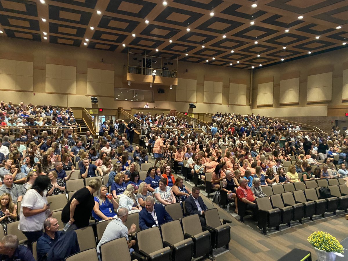 principalmeyers's tweet image. Principals: as @DrBradJohnson says so eloquently, “Take care of the staff, so they can take care of the students.”If you’re not their biggest advocate, who will be? @HSSD