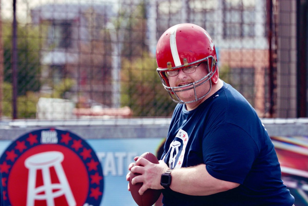 JackMac's tweet photo. Sean Clifford on that final drive https://t.co/0OcyvKifvZ
