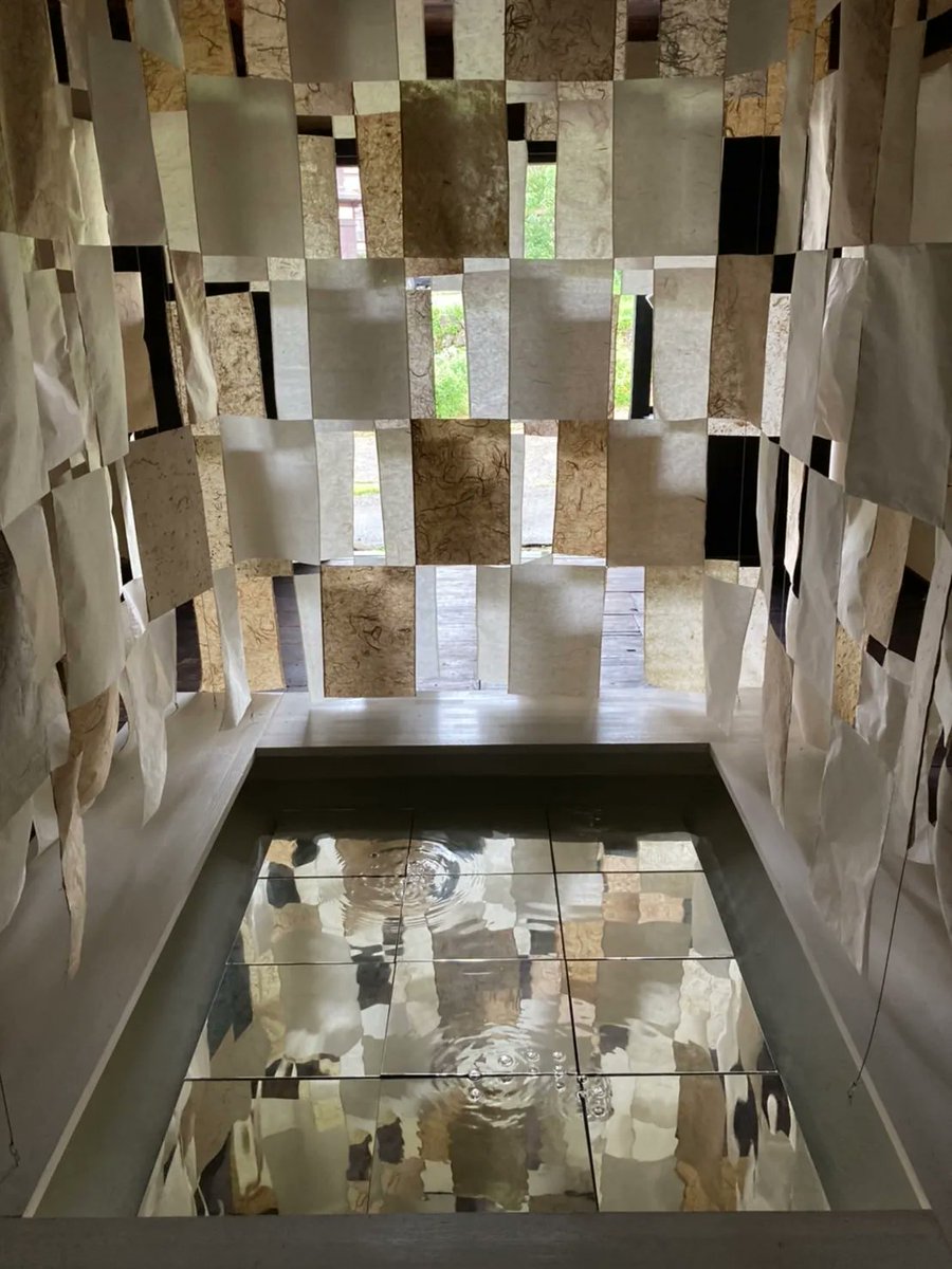 echigo_tsumari's tweet photo. ＊夏だけ公開！作品情報＊
十日町エリアの「枯木又プロジェクト」と「皓雪冽白 〜漉き込む十日町の記憶〜 」は、9/4で公開終了！写真の「皓雪冽白」展示会場では、今週末作家のDoobuも滞在いたしますのでぜひご来場ください。詳細はこちら⋙https://t.co/Jp9DpcMTtx #大地の芸術祭 #越後妻有 #アート https://t.co/McjIH6oJlX