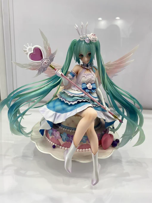 クオリティやばすぎ初音ミクさんフィギュア¶(⁄=˅̮=∖)⁋ 