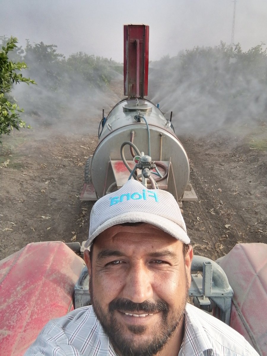 Adanadan bütün trabzonspor taraftarına selamlar. Ula bizim başkanlar ne yapıyor böyle. Ben bu transferlerden sonra 500 dönümün ilaçlamasını tek vaşıma yaparım. Allahım çoook mutluyum sen bozma bozdurtma. 😆😆💙❤️💙❤️💙❤️