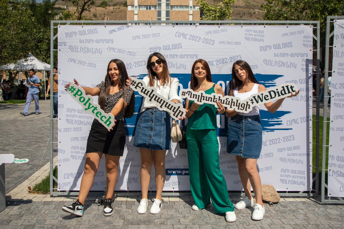 polytech_am's tweet image. Պոլիտեխնիկն իր դռները բացեց ավագ դպրոցի, քոլեջի և համալսարանի ուսանողների առջև’ ազդարարելով ապագա ինժեներների նոր ճանապարհի մեկնարկը
մանրամասները՝

bit.ly/3Qa6SIj

#Պոլիտեխնիկ #Polytechnic #education #tech #university #students #studentlifestyle