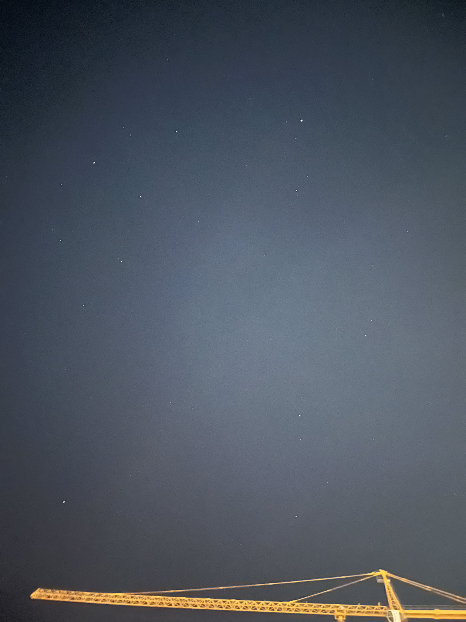  Twitterナイトモードがデスクトップでも利用可能に