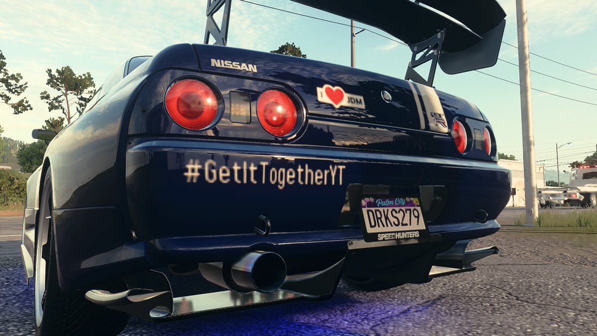 DrakeS279's tweet photo. #NFSHeat #PS4share #GetItTogetherYoutube i put this sticker on so other drivers can see whats wrong with youtube. https://t.co/kctiqFcBSb