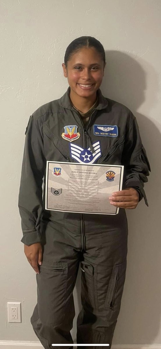 luz4eva31's tweet photo. #SuperProudMama of this young lady! Keep reaching for the ✨ @dezzyswisher33 #StaffSergeant Photo credit: Jovan G. https://t.co/RdCdJdCn5i