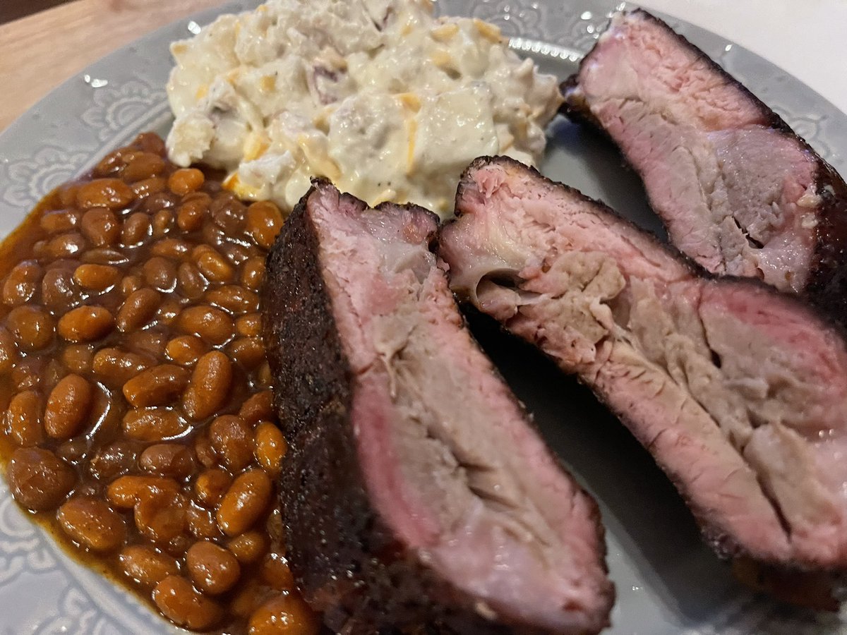 theoklahombre's tweet photo. College football is back!!!! Whatcha eating? #BoomerSooner #CollegeFootball #reqtec #bbq https://t.co/WocRGYM2Wx