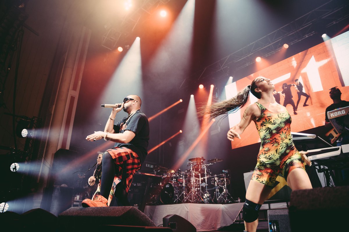 O2AcademyGla's tweet photo. The one and only dancehall megastar @duttypaul brought the party to Scotland last night – 27.08.22 - & what a night it was #scorcha 🇯🇲 🏴 If you were here, share your pics!
📸 @brisbanecameron for @academyamg (𝘱𝘭𝘦𝘢𝘴𝘦 𝘥𝘰 𝘯𝘰𝘵 𝘶𝘴𝘦 𝘸𝘪𝘵𝘩𝘰𝘶𝘵 𝘱𝘦𝘳𝘮𝘪𝘴𝘴𝘪𝘰𝘯) https://t.co/KGy6wckOWb
