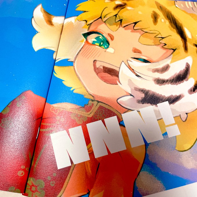 やったああああ!!!印刷物届いた!!
名刺もスケスケでテンション上がる!!! 