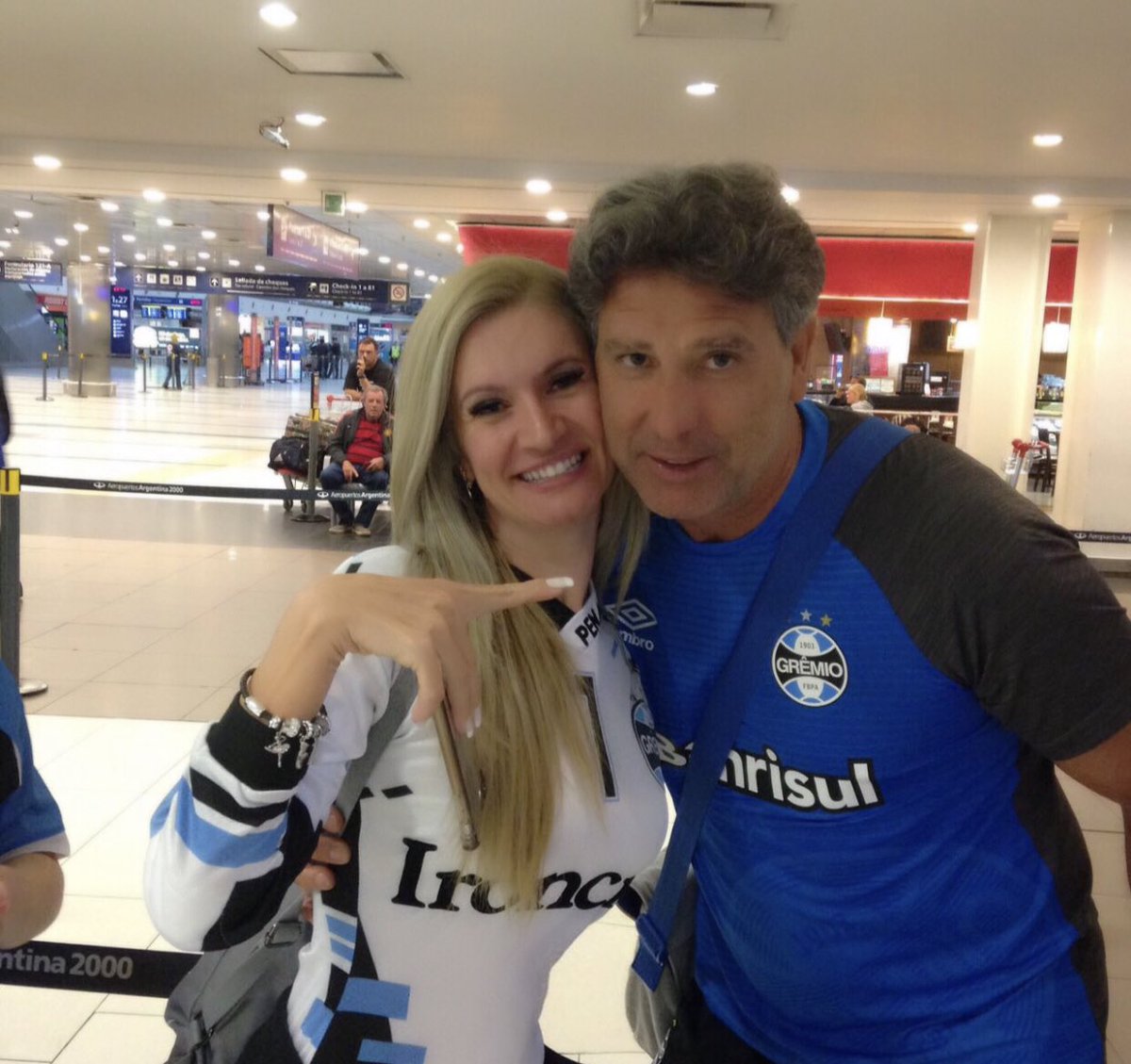 FabianiDutra's tweet photo. Ele voltou p sua gente! https://t.co/JPEXUlOtqc