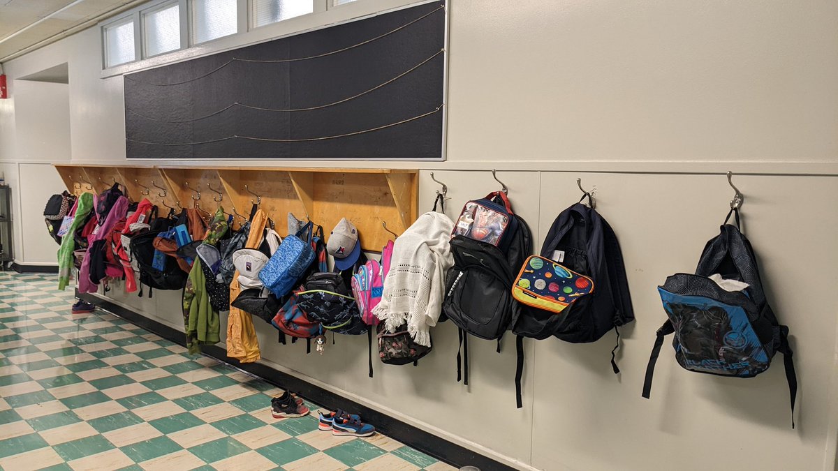 Et c'est parti pour une nouvelle année scolaire! Bon retour aux élèves d'ECPS!

Another school year has begun! Welcome back ECPS students!

<a href="/CBEedu/">CBE</a> #WeAreCBE