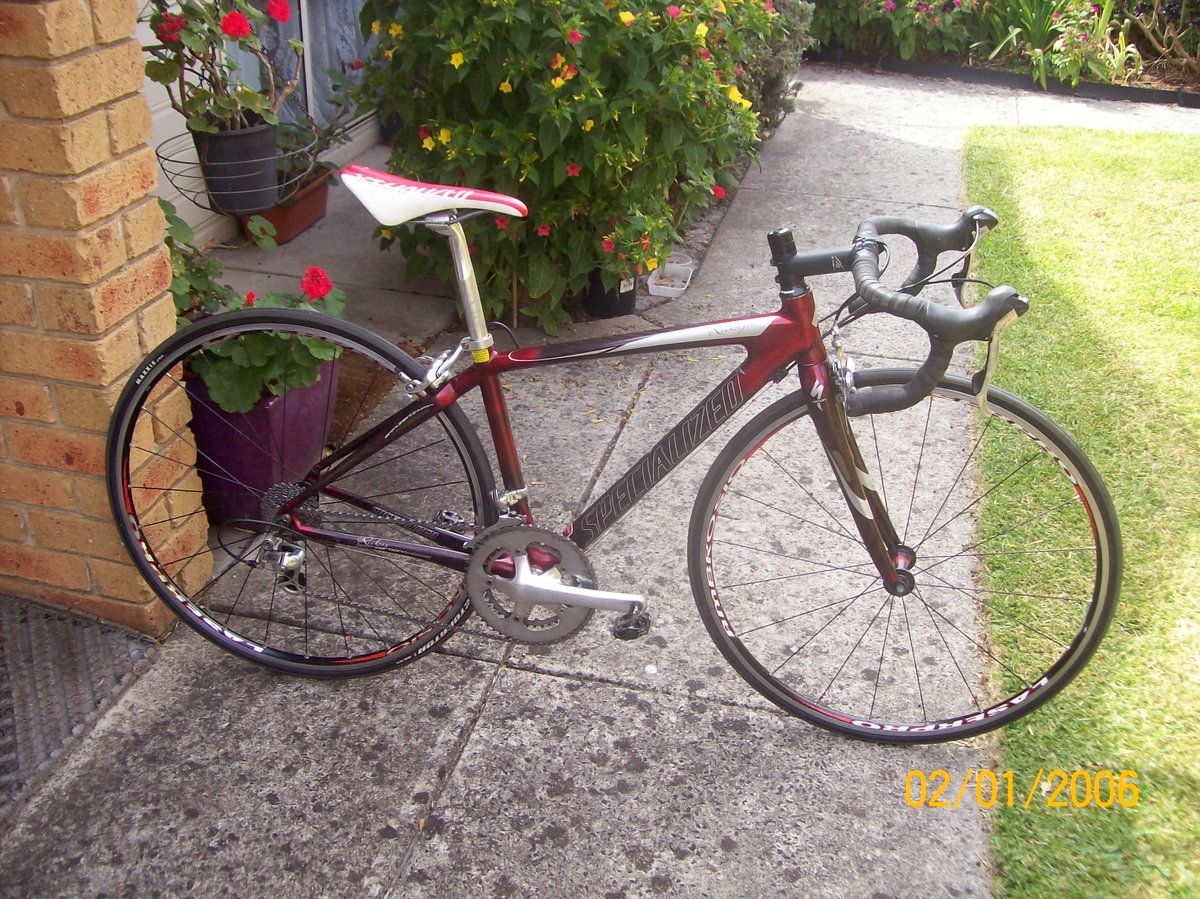skippydetour's tweet photo. My #Entry,#NEED #WIN,due #HitRun,#BrokenHand,makes #Planned #Ride from #Melbourne,#Difficult!As in 2015-19,#Planned 2 Do #Posed #Photos, with #ProRacers,as at #GrandTours,For #SafePassLaws!#MaillotVert Also #Needs #Autographs!#48cmRubyPro 4 #ParaInDig_Lady #Also Needs #Pub! https://t.co/RL8f1TY40S