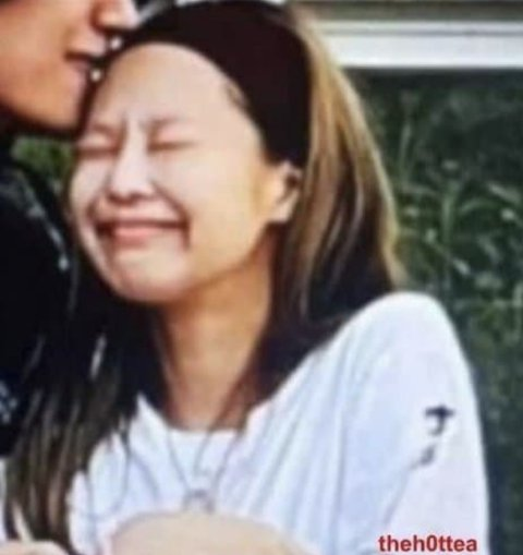 pannchoa's tweet photo. V-Jennie's pictures get leaked once again
https://t.co/OkEgDxkGWa https://t.co/XwnZKbeuYf