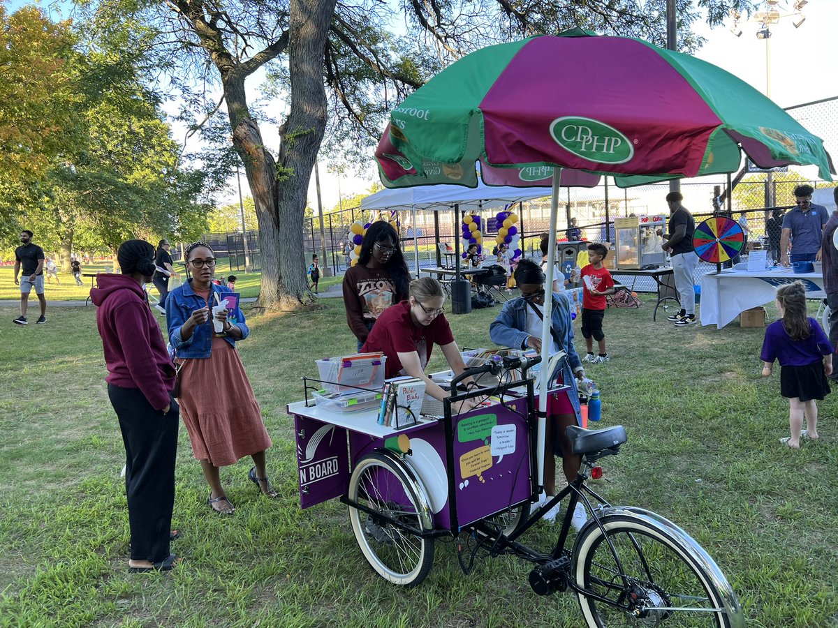 PaulGrondahl's tweet photo. I had fun riding @CDPHP Book Bike on behalf of @GrassrootGivers to a Back To School kids &amp; families community event organized by @CoachKillingsDK @UAlbanyMBB @UAlbanyWBB The @nyswi loves collaboration &amp; community engagement. @brieflyJCE @UAlbanyGovRel @UAlbanyNews @ualbanyalumni https://t.co/oijYBKZCRE