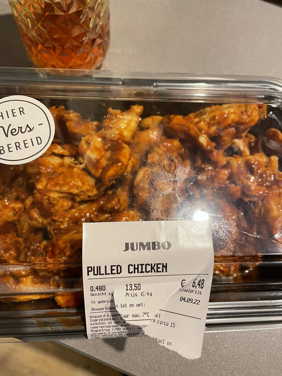 feerdoux's tweet image. Hallo @JumboSupermarkt dit heeft echt niks te maken met Pulles chicken…