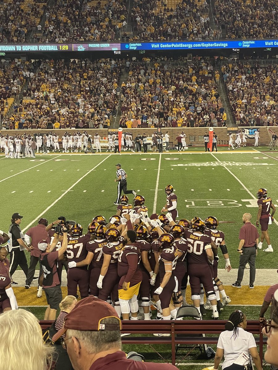 JennCallahan3's tweet photo. Go Gophers! https://t.co/Zu12fCisEq