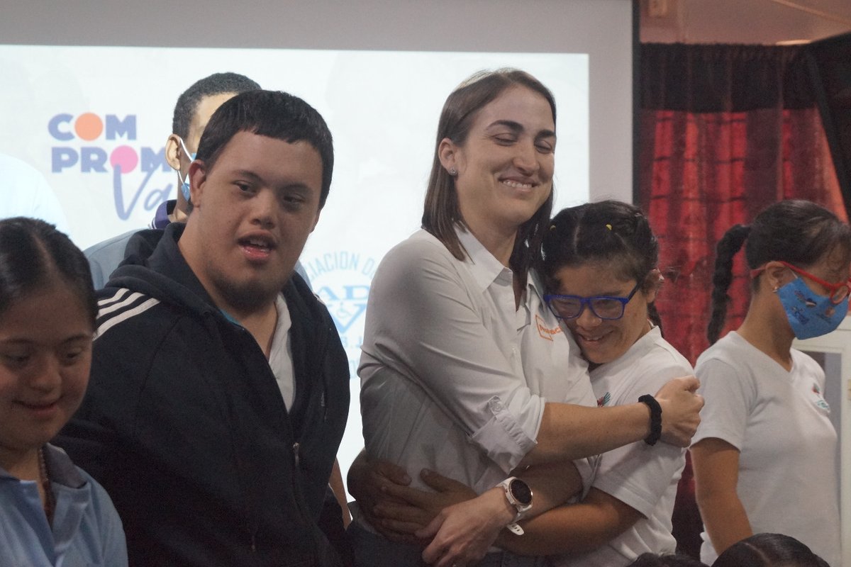 logroscali's tweet photo. @ProPacificoOrg dijo SI AL EMPRENDIMIENTO DE NIÑOS CON DISCAPACIDAD COGNITIVA / 80 JÓVENES  BENEFICIADOS / EN ASODISVALLE.
@logroscali 
@Jeison_HeroeCNN 
@Noti90Minutos 
@CastroOpina 
@AlcaldiaDeCali 
#jovenesdiscapacidadcognitiva https://t.co/w2TNZOJvlZ