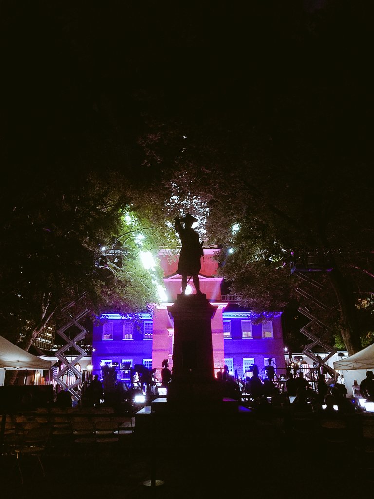 IHTrust's tweet photo. Independence Hall and Commodore Barry looking good 😍

@INDEPENDENCENHP https://t.co/djmHlUmb4v