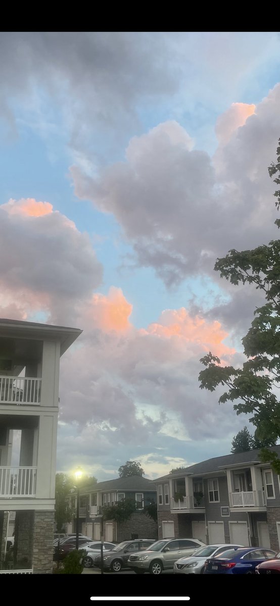 Her Majesty in the sky tonight - Greenville SC 🇺🇸 #QueenElizabeth #TheRoyalfamily