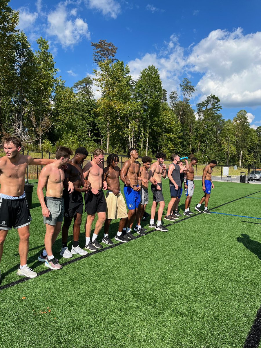 UNGMBB's tweet photo. Nighthawk Week:
Day Four - Turf Training 💪🏼🏃🏽‍♂️ https://t.co/LUVBEI8PRR