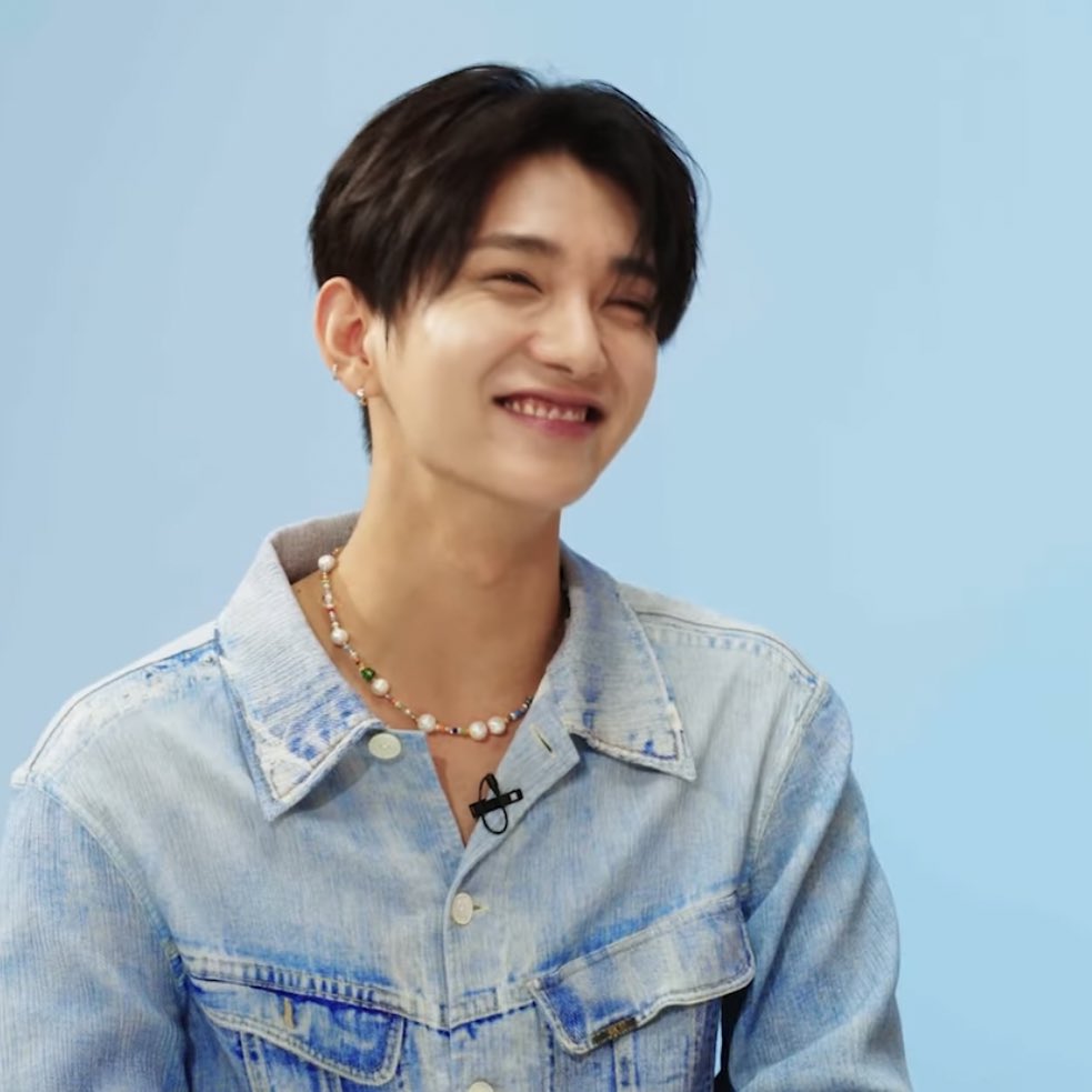 cheolshuarchive's tweet photo. im going crazy >< https://t.co/7qjS0GsOmO