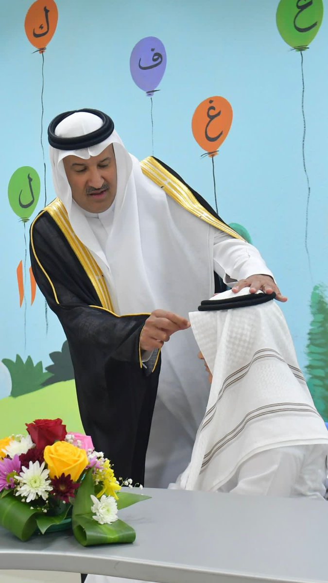 oxygenmdn1's tweet photo. أصلحتَ في المدينة فأحبك أهلُها رجالاً ونساءً  .. آنَ لك أن يحبَّك أطفالُها. 

#فيصل_بن_سلمان 
#المدينة_المنورة 
@imarat_almadina https://t.co/iT6ixKtRML