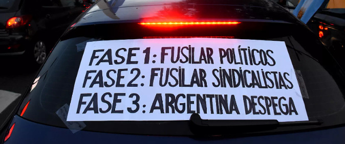 Fede_Roman's tweet image. Ellos en tuiter: NO LES CREO NADA, TODO ARMADO

Ellos en la calle: