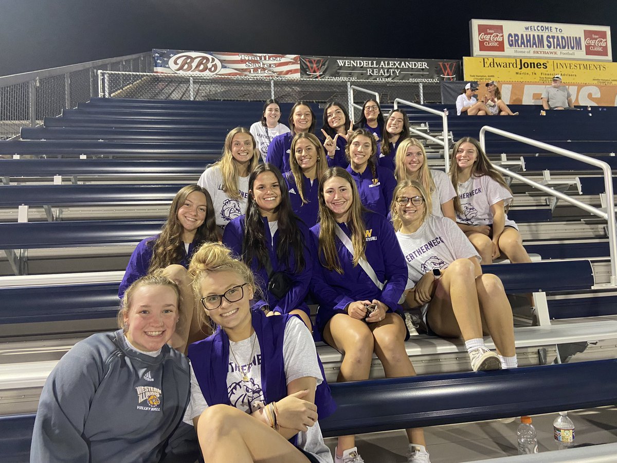 Western Illinois Volleyball (@wiuvolleyball) on Twitter photo Leathernecks supporting Leathernecks in Martin, TN for <a href="/WIUfootball/">Western Illinois Football</a> season opener ๐ช๐ผ Leathernecks supporting Leathernecks in Martin, TN for <a href="/WIUfootball/">Western Illinois Football</a> season opener ๐ช๐ผ