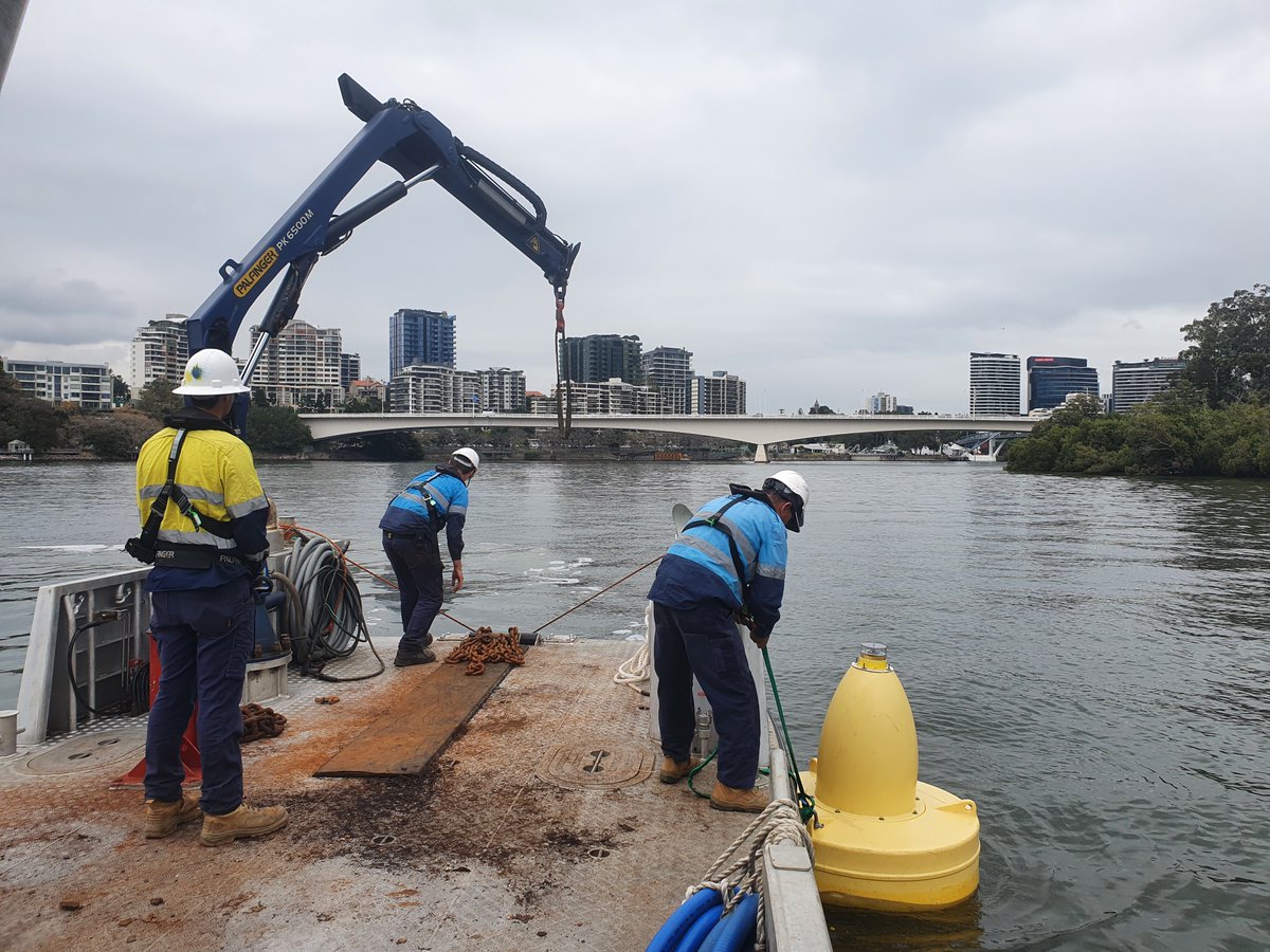 TMRQld's tweet photo. We're getting set for Riverfire—are you? 

If you're watching the fireworks from a boat this Saturday, remember that parts of the Brisbane River will be closed between 5:00���8:30pm.

Head to #MaritimeSafetyQLD's website to learn more https://t.co/AJDTjMMkl1 #BoatSafeHomeSafe https://t.co/Fm4xUwDg8D