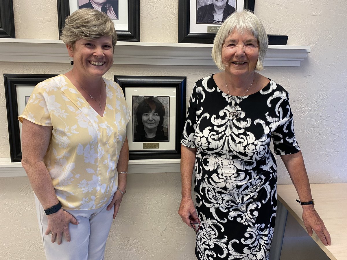 Josie_Osborne's tweet photo. What a pleasure to witness #CumberlandBC Councillor Gwyn Sproule receive “Freedom of the Village” in honour of her years of public service! Thank you Gwyn for your love, passion and humour working for the people of Cumberland. #localgov #ubcm https://t.co/YwgX6E4R6T