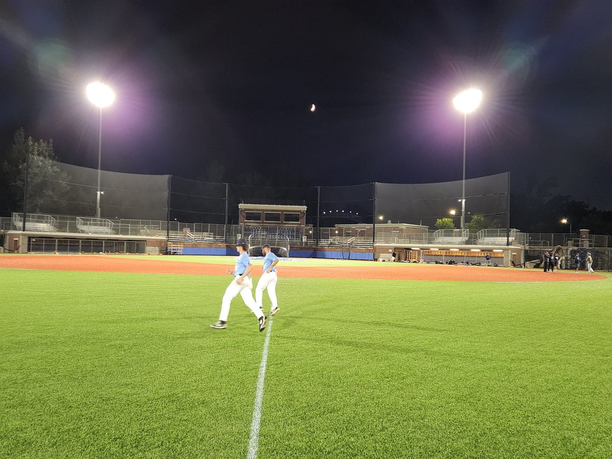 baseball_occ's tweet photo. Another night at #Lazers Stadium. #occbaseball @OnondagaCC @OnondagaLazers @NJCAAReg3 https://t.co/Ydv6QS23xV