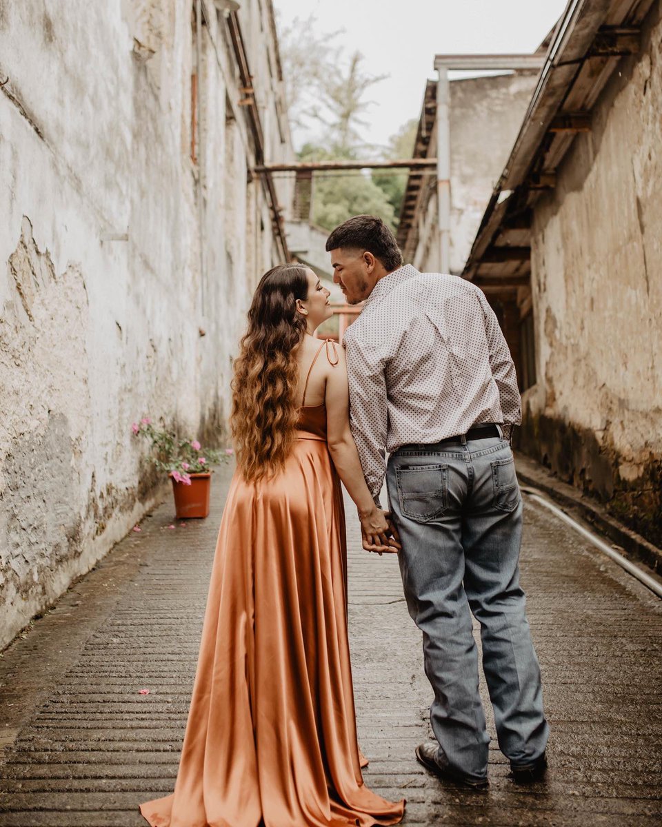 emlopez013's tweet photo. Can’t wait to marry you 🤍 https://t.co/GbcpblfAzu