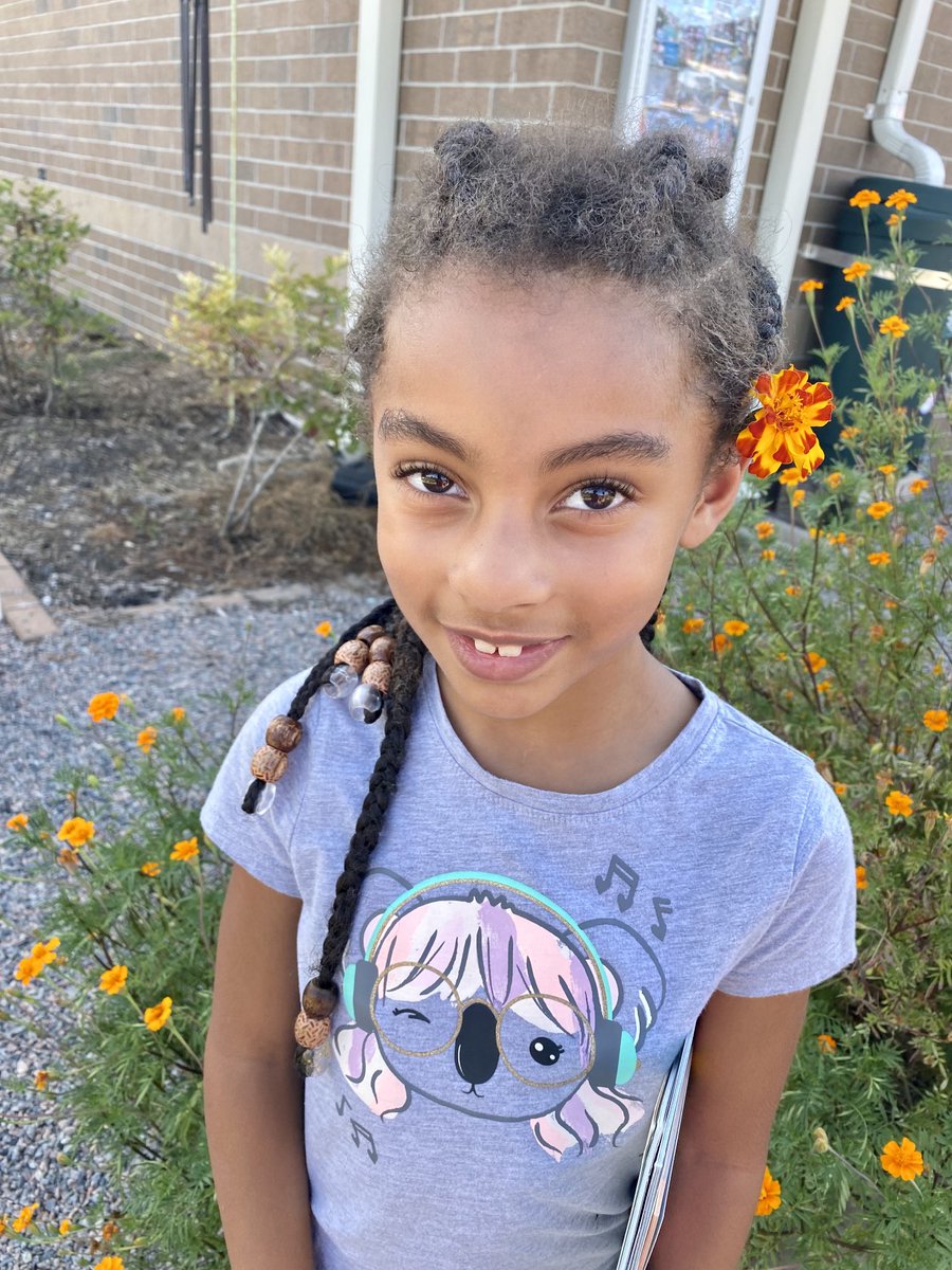 marietculver's tweet photo. When a new first grader says over and over, “I love my school.” #CommunityGardenSeatack 🌱 ⁦@SeatackDream⁩ 💚💚💚🌈 #VBhasHOPE ⁦@VBTitleI⁩ ⁦@BeachSupe⁩ #BlockParty ⁦@AAD_Inc⁩ https://t.co/dWOHUx5Sqv