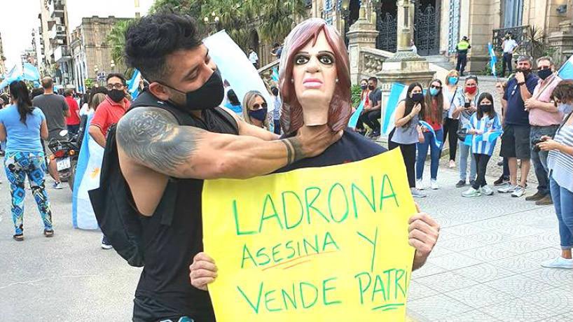 brunogonlez's tweet photo. @martintetaz https://t.co/xXPhntRWjg