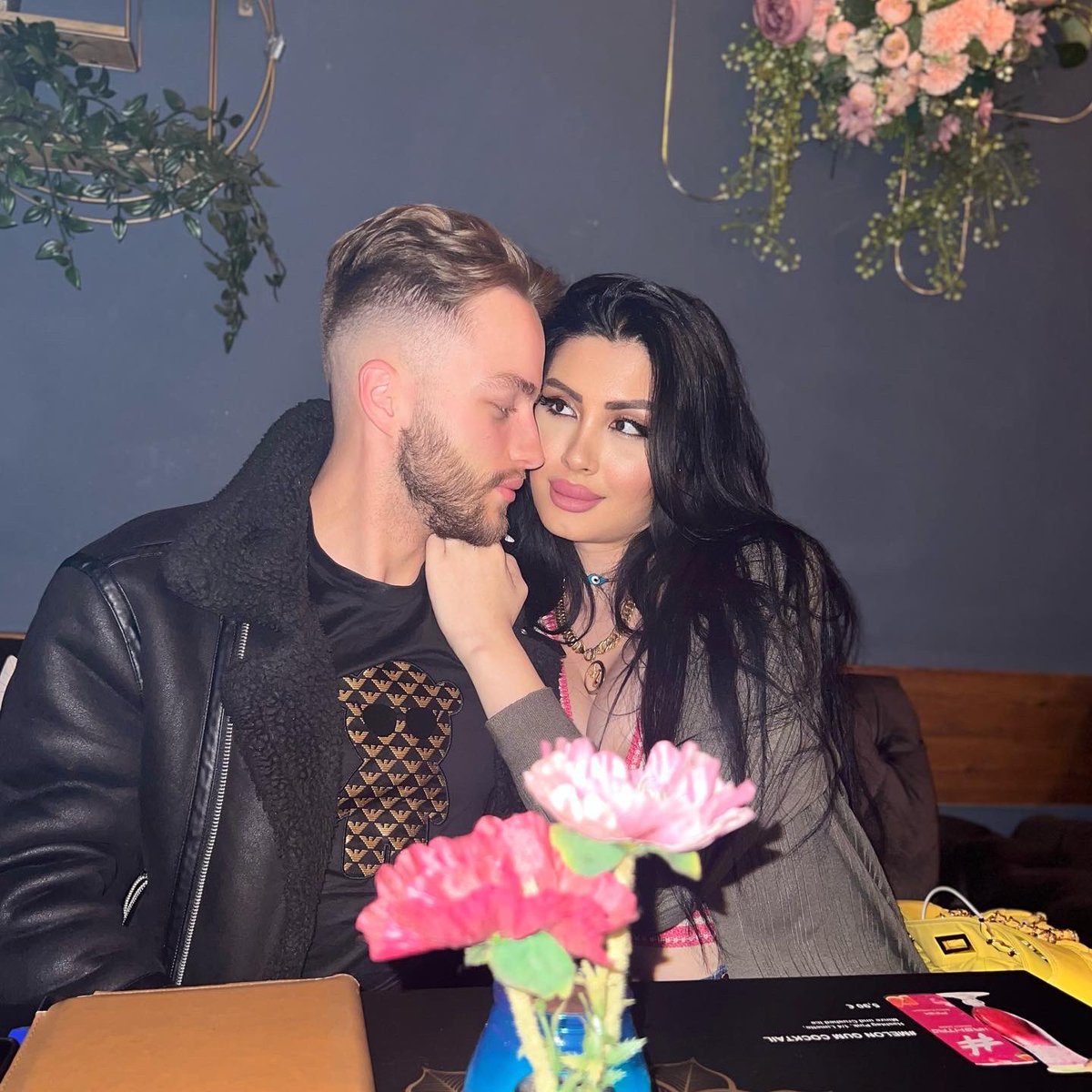 miranouri5 tweet picture.