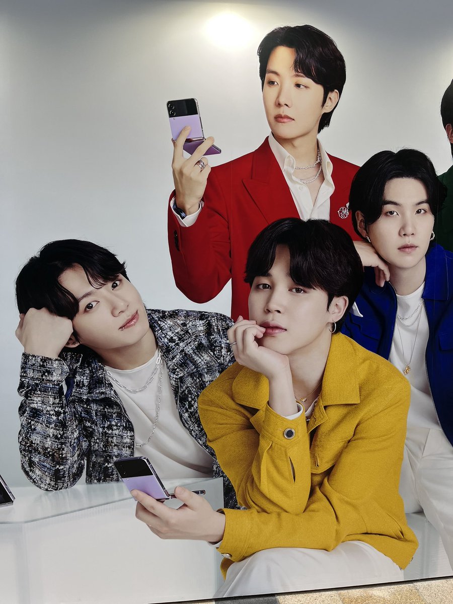 mimirintomo's tweet photo. #Galaxyのある生活
#GalaxyZFlip4
#GalaxyZFold4
#GalaxyxBTS
#GalaxyxBTS体験中
ジミンちゃん会えた https://t.co/EY3m4f2qNm