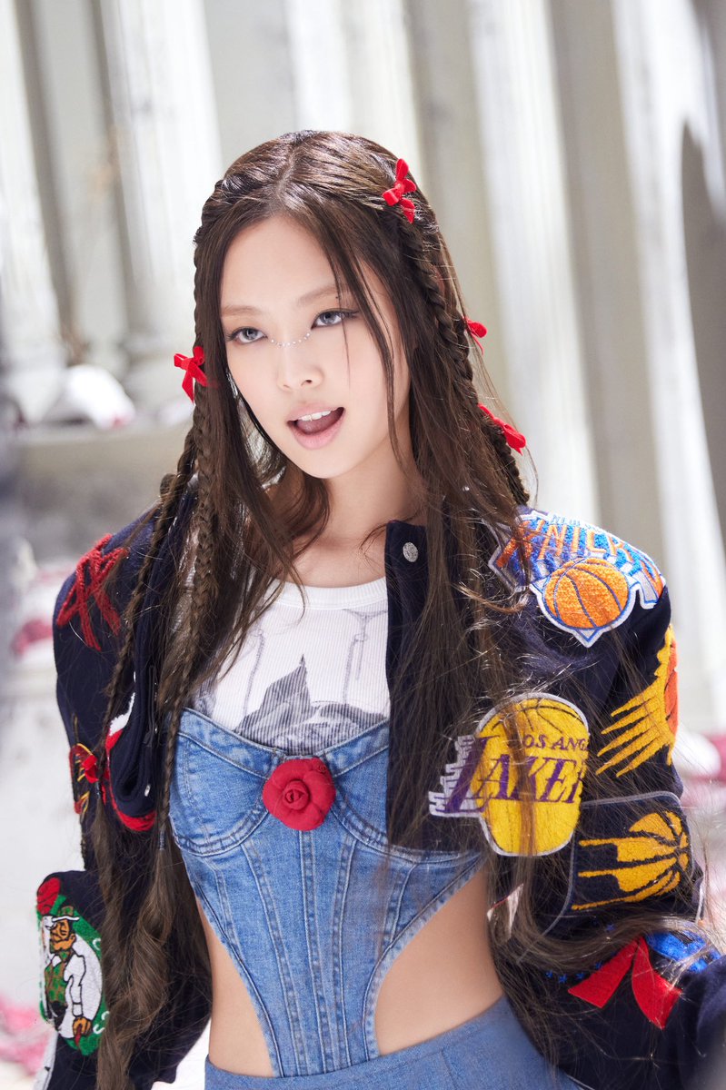 BBU_BLACKPINK's tweet photo. #BLACKPINK  “PINK VENOM” MV Behind Cut - #JENNIE 

#PINKVENOM  @BLACKPINK https://t.co/hRaduMxP89
