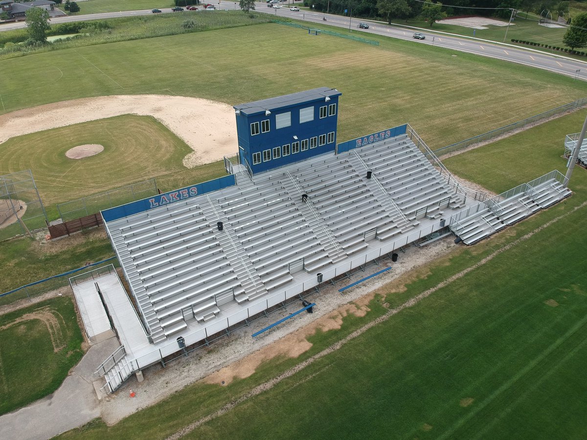 LAKES FOOTBALL 
🏈GAMEDAY🏈                            

🆚Vernon Hills Cougars
📍Polly Field, Lake Villa
🗓️9/2/22
⏰7:00pm
🌡️86 &amp; partly cloudy
Theme: Red Flag/Red out
IHSA FOOTBALL WK 2